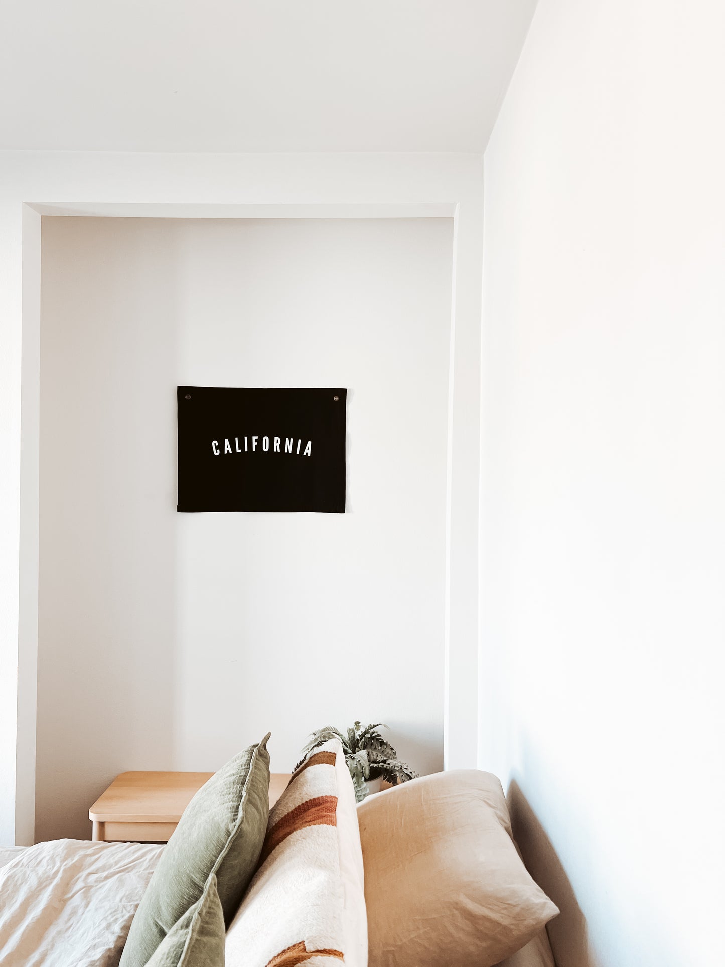 Wall Flag - Calfornia